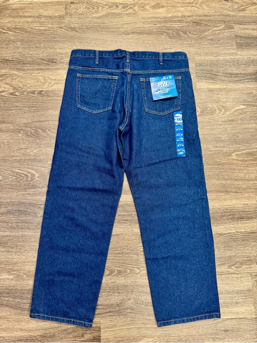 RW Rugged Wear Men’s 38x30 Dark Wash Relaxed Fit Heavyweight Jeans NWT